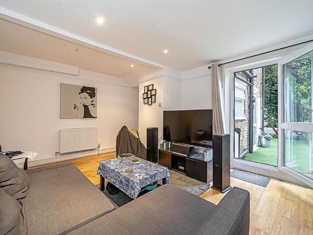 Flat for sale in Maida Hill, Isle Of Man