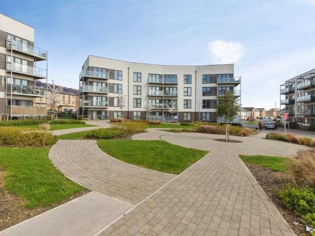 Flat for sale in Stoke Gifford, South Gloucestershire