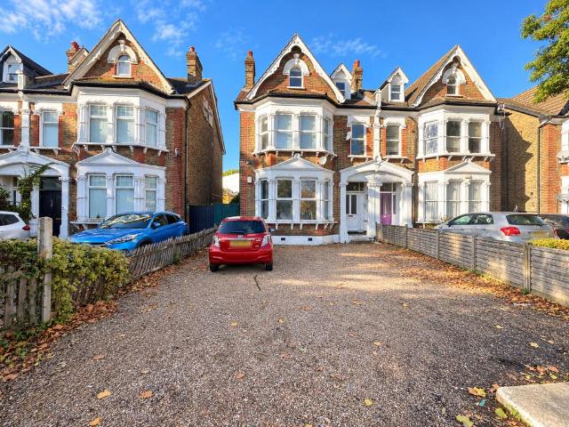 Flat for sale in London Borough of Lewisham, Greater London