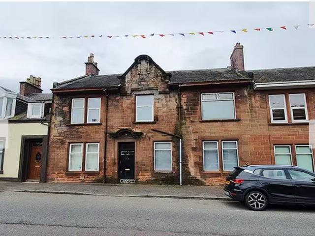 Flat for sale in Darvel, Scotland