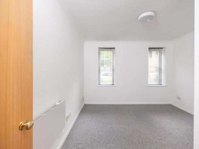 Flat for sale in Redcliffe, Feckenham