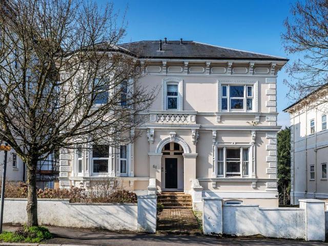 Flat for sale in St James, Sandown Park