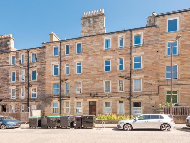 Flat for sale in Gorgie/Dalry, Scotland
