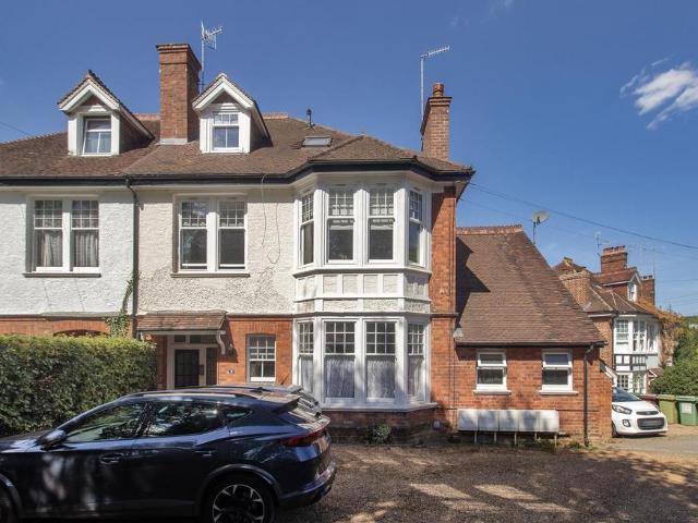 Flat for sale in Broadwater Down, Sandown Park