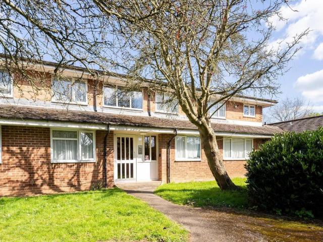 Flat for sale in Panshanger, Fretherne