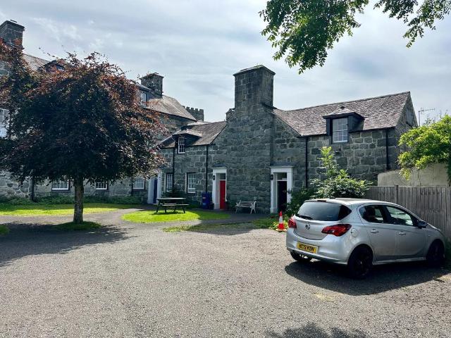 Flat for sale in Dolgellau