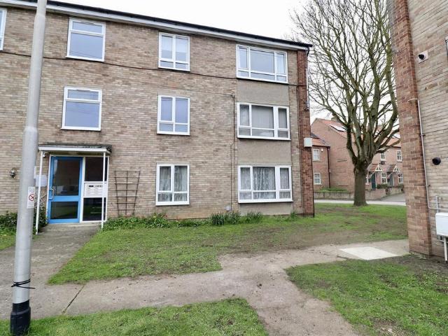 Flat for sale in Pocklington, East Riding Of Yorkshire