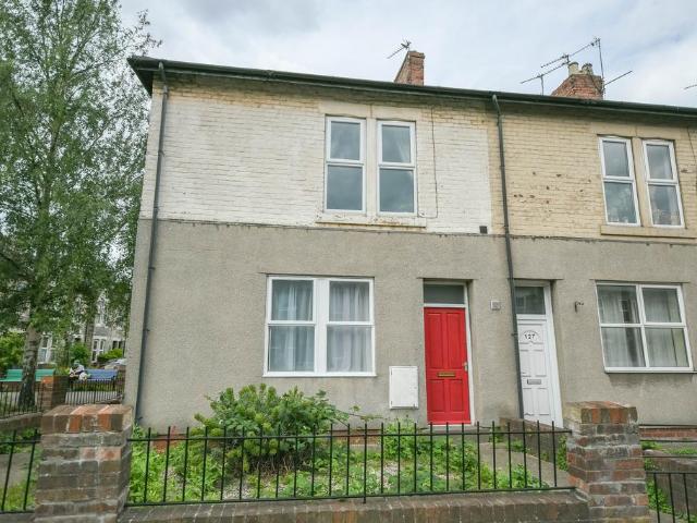 Flat for sale in Heaton, Tyne And Wear