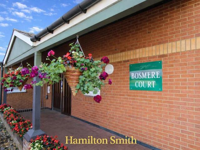 Flat for sale in Bedingfield, Suffolk