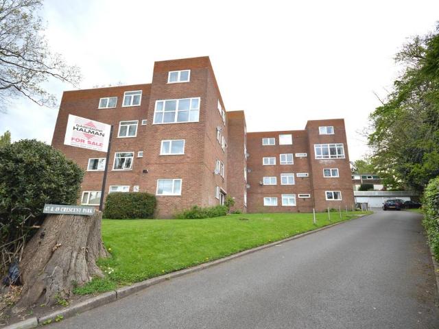 Flat for sale in Cheadle, Greater Manchester