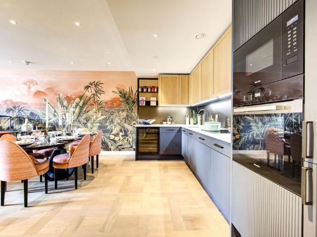 Flat for sale in St. George in the East, Wapping