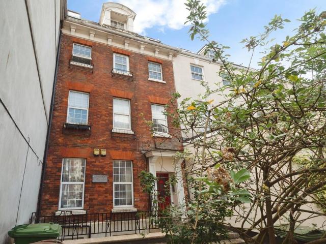 Flat for sale in Greenbank, Mount Wise