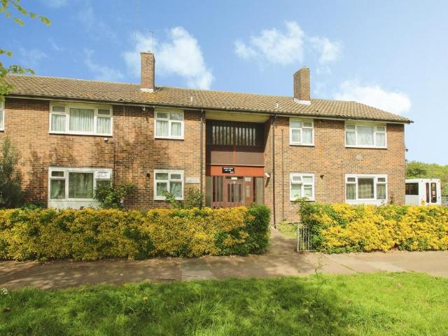 Flat for sale in Thamesmead, Isle Of Man