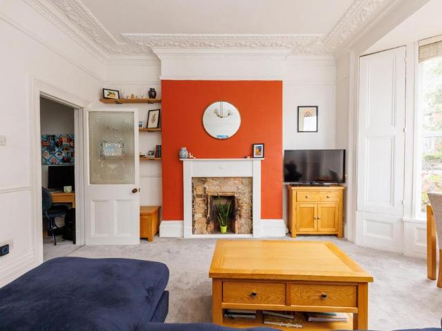 Flat for sale in Upper Knowle, Feckenham