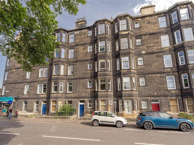 Flat for sale in Leith Links, Scotland