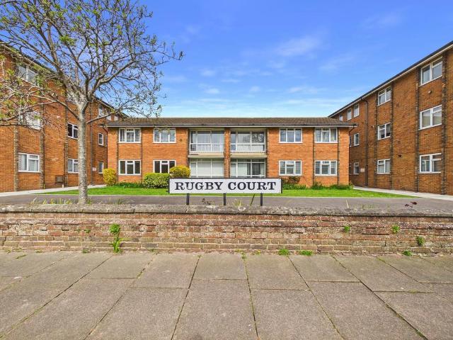 Flat for sale in West Worthing, Worthing