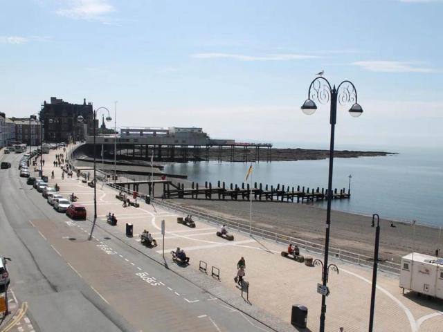Flat for sale in Aberystwyth