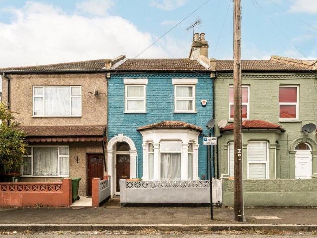 Flat for sale in Upton, Isle Of Man