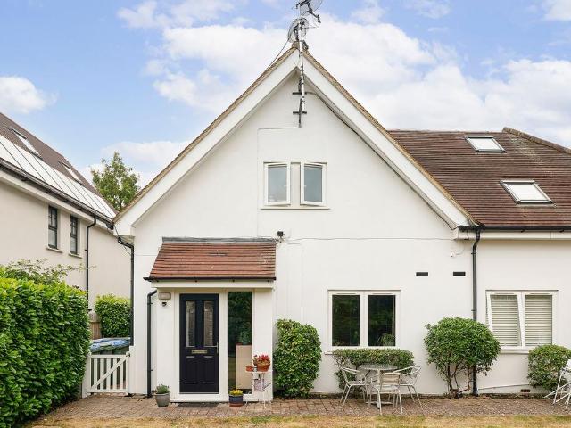 Flat for sale in Blackhills, Surrey