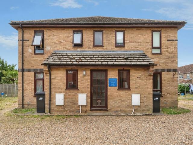 Flat for sale in Barway, Cambridgeshire