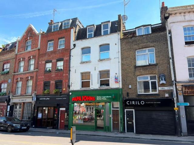 Flat for sale in St. George in the East, Wapping