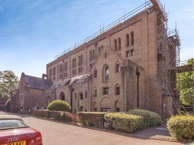 Flat for sale in Tipner, City Of Portsmouth