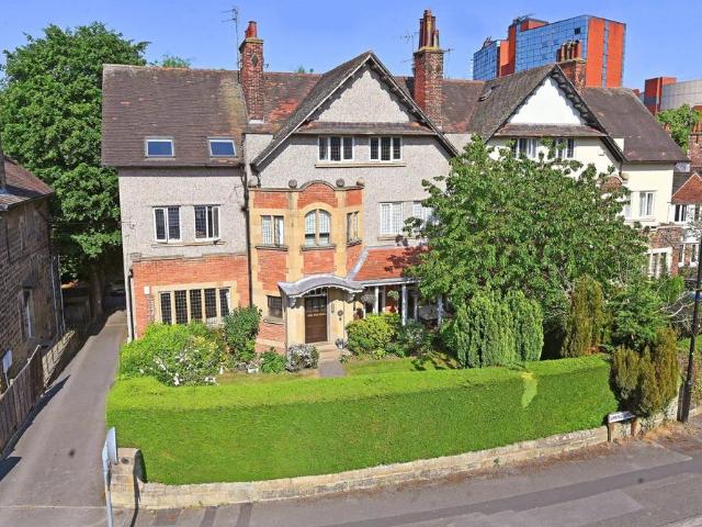 Flat for sale in Low Harrogate, Harrogate