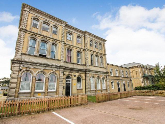 Flat for sale in Southtown, Stokesby