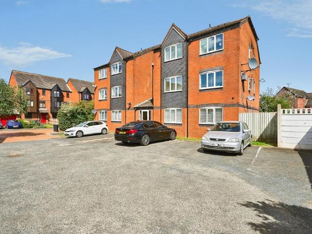 Flat for sale in Tividale, Isle Of Man