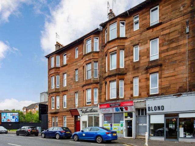 Flat for sale in Battlefield, Scotland