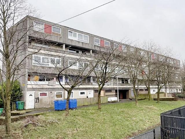 Flat for sale in Tanshall, Leslie
