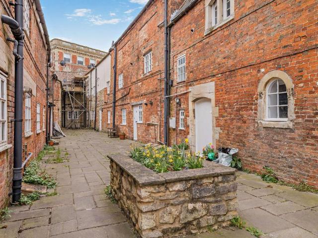 Flat for sale in Trowbridge