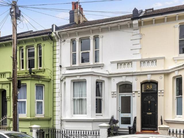 Flat for sale in Round Hill, Brighton & Hove