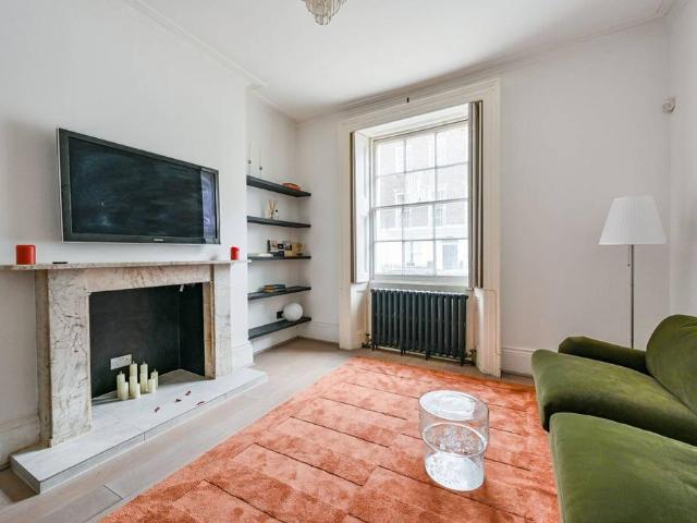Flat for sale in Marylebone, Greater London