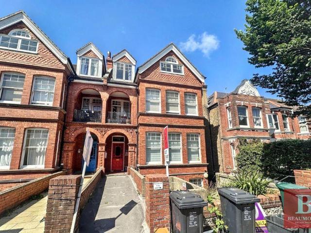 Flat for sale in Round Hill, Brighton & Hove