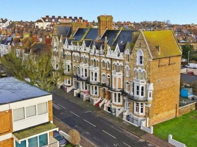 Flat for sale in East Cliff, Acol
