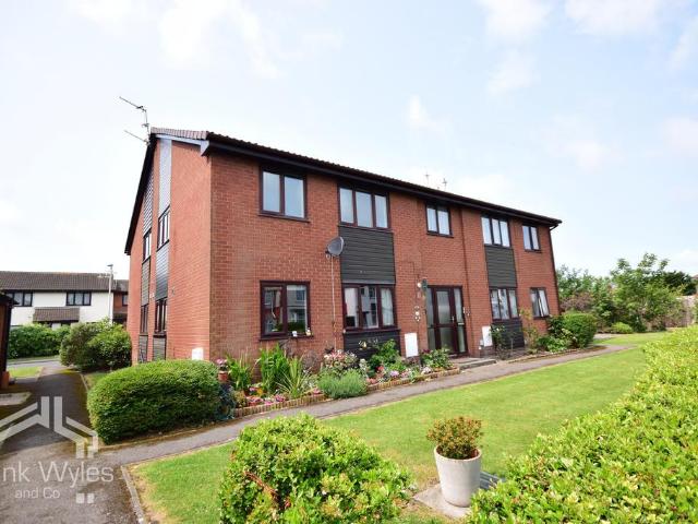 Flat for sale in St Annes, Lytham