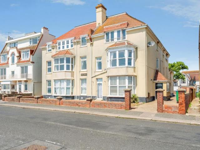 Flat for sale in Clapham, West Sussex