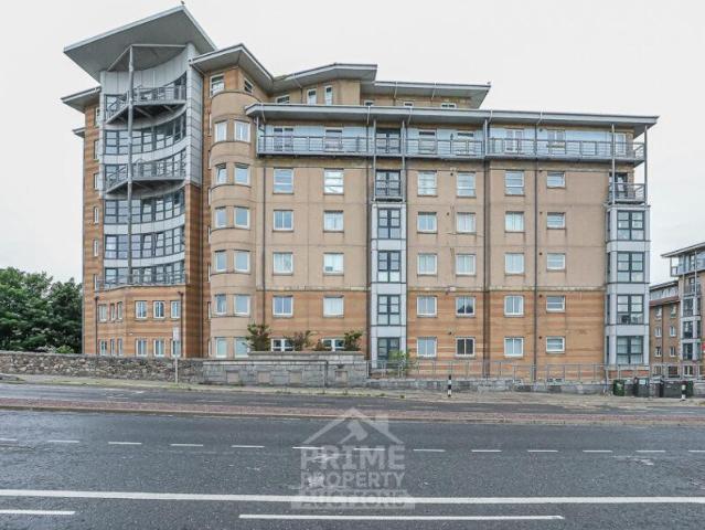 Flat for sale in Ballindoch, Scotland