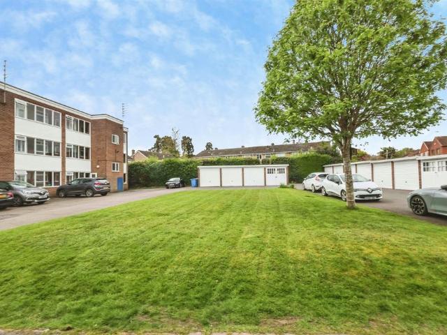 Flat for sale in Castle Bromwich, West Midlands
