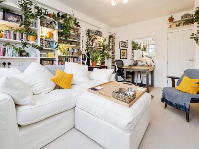 Flat for sale in London Borough of Tower Hamlets, Greater London