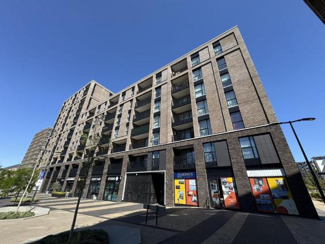Flat for sale in Reach, Greater London