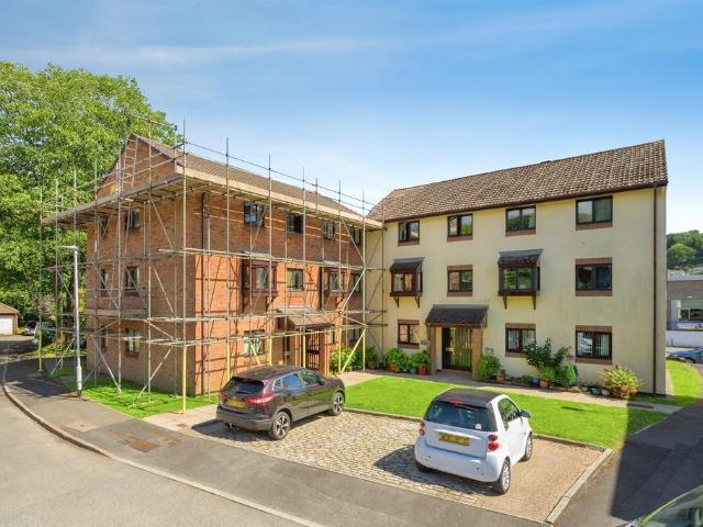 Flat for sale in Plympton Central, Mount Wise