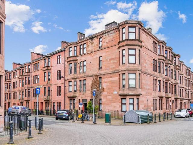 Flat for sale in Eastpark, Maryhill
