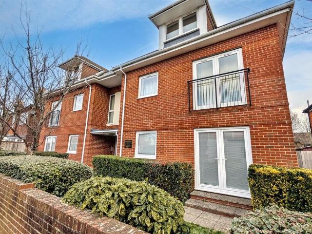 Flat for sale in Freemantle, Isle Of Man