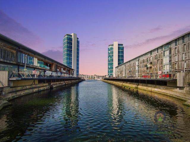 Flat for sale in Brompton, Gillingham