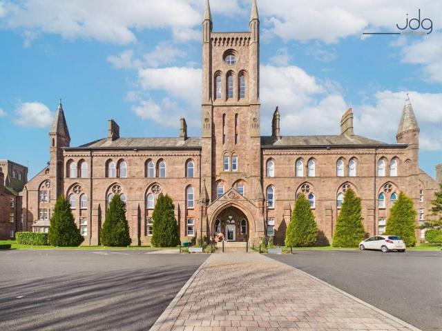 Flat for sale in Bulk, Bare