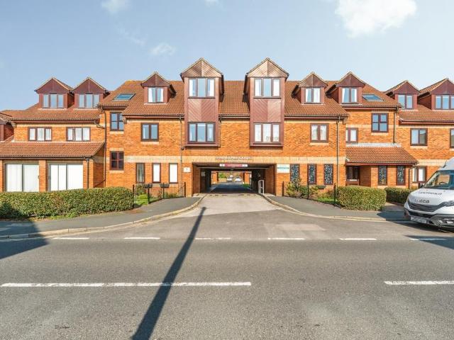 Flat for sale in Totton and Eling, Ashurst Bridge