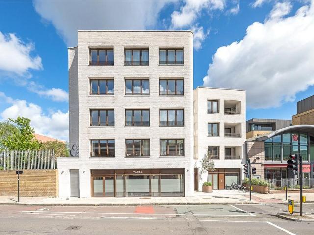Flat for sale in Chalk Farm, Primrose Hill