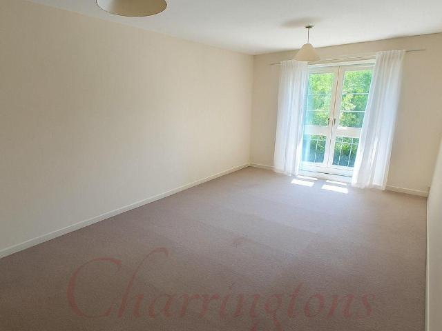 Flat for sale in Old Kent Road, Greater London